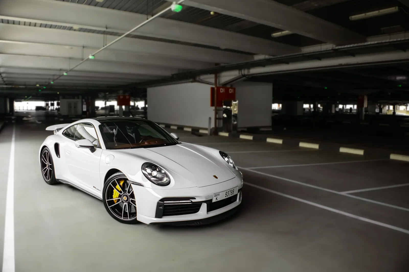 Rent Porsche 911 Turbo S White 2020 in Abu Dhabi - 6 