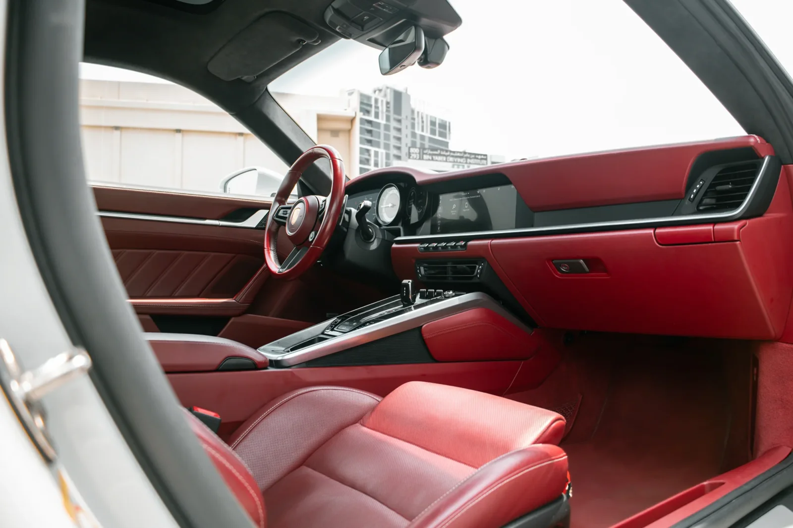 Rent Porsche 911 Turbo S White 2020 in Abu Dhabi - 3 