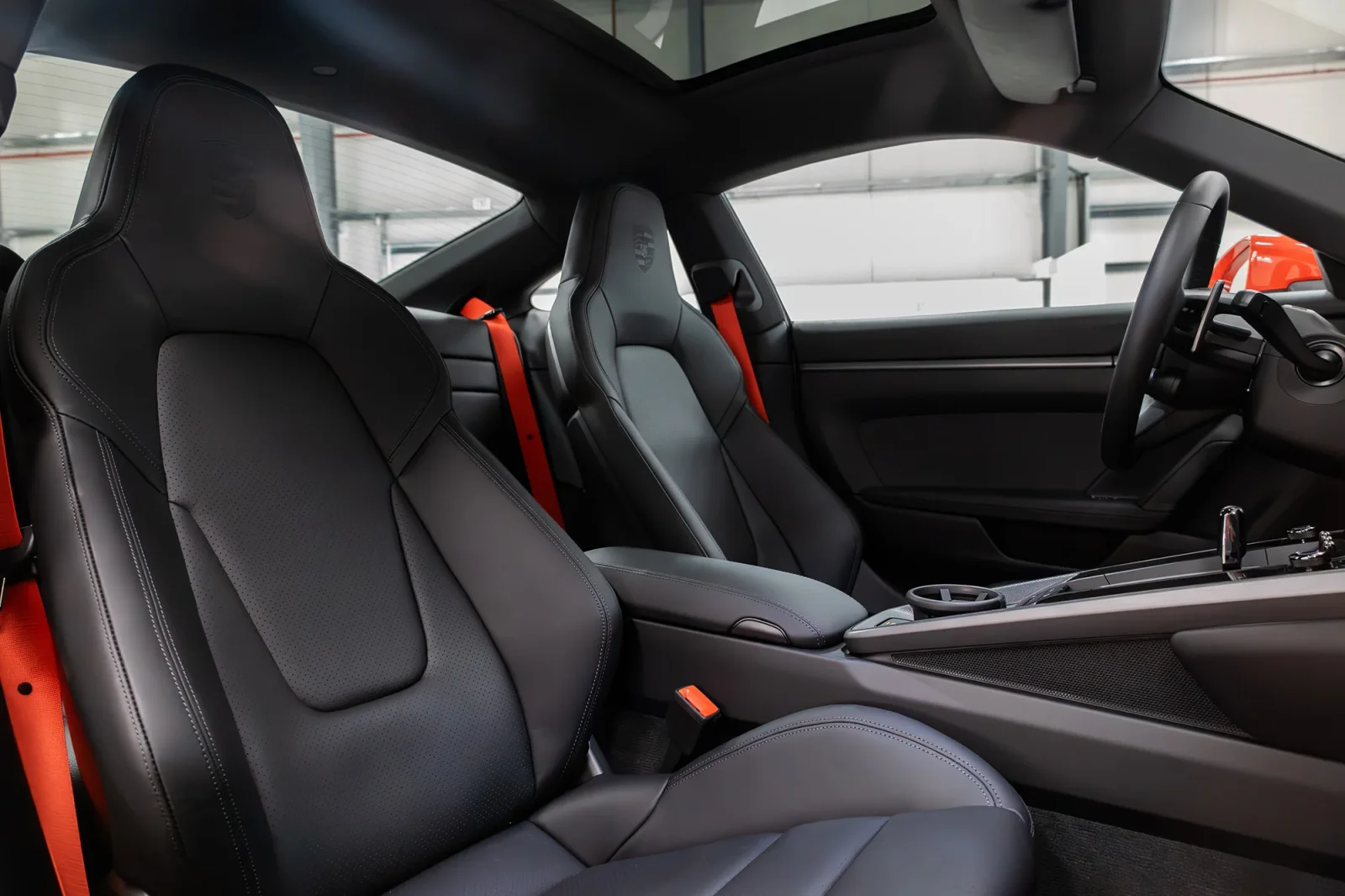 Rent Porsche 911 Carrera Red 2024 in Abu Dhabi - 5 