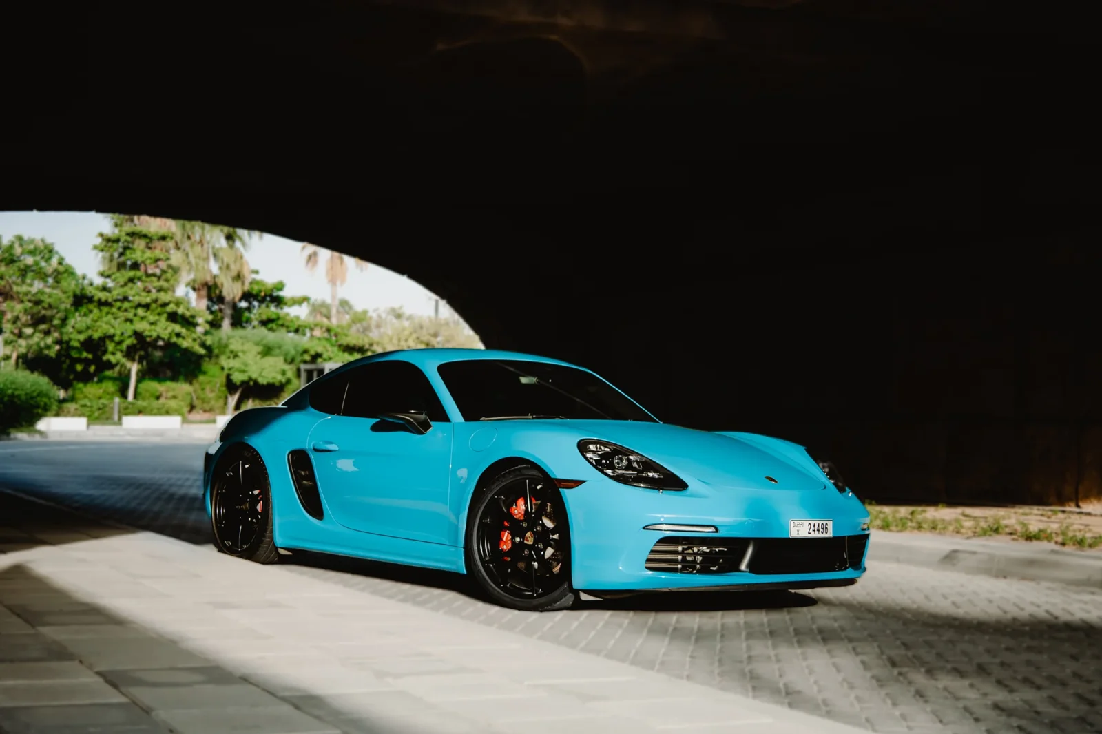 Affitto Porsche Cayman S Blu 2022 in Abu Dhabi - 2 