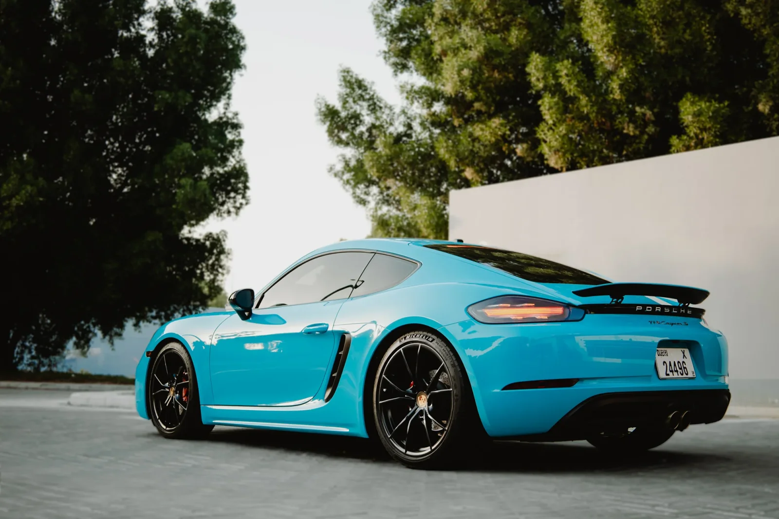 Affitto Porsche Cayman S Blu 2022 in Abu Dhabi - 9 