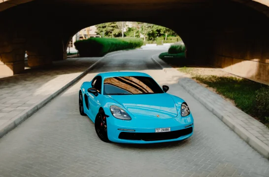 Porsche Cayman S Blue 2022