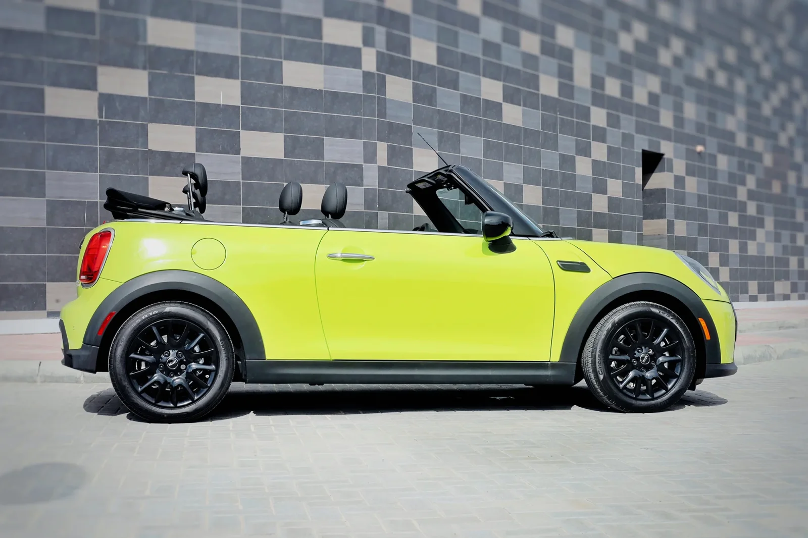 Rent Mini Cooper  Yellow 2023 in Abu Dhabi - 11 