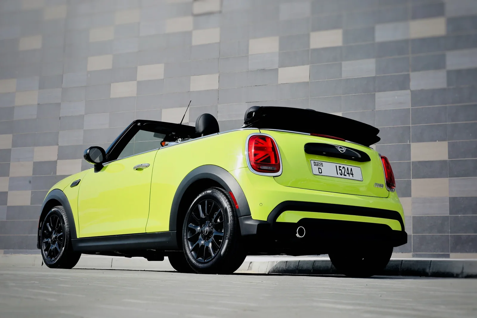 Rent Mini Cooper  Yellow 2023 in Abu Dhabi - 8 