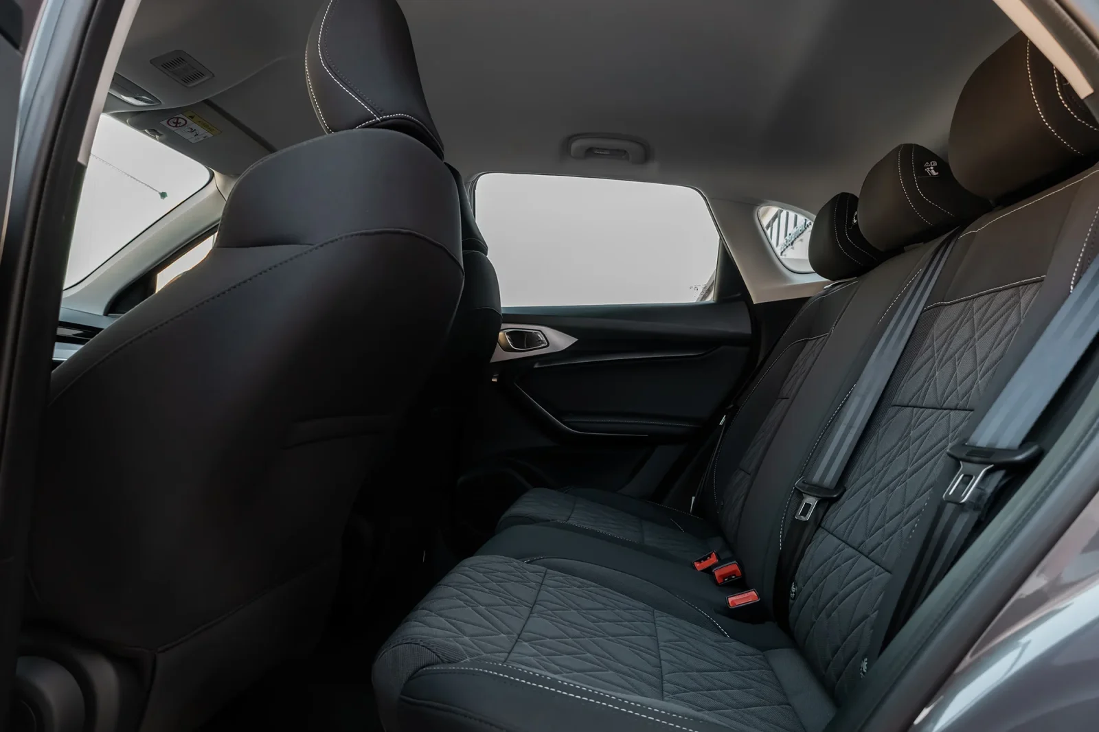 Kiralık MG One  Gri 2025 içinde Abu Dhabi - 6 