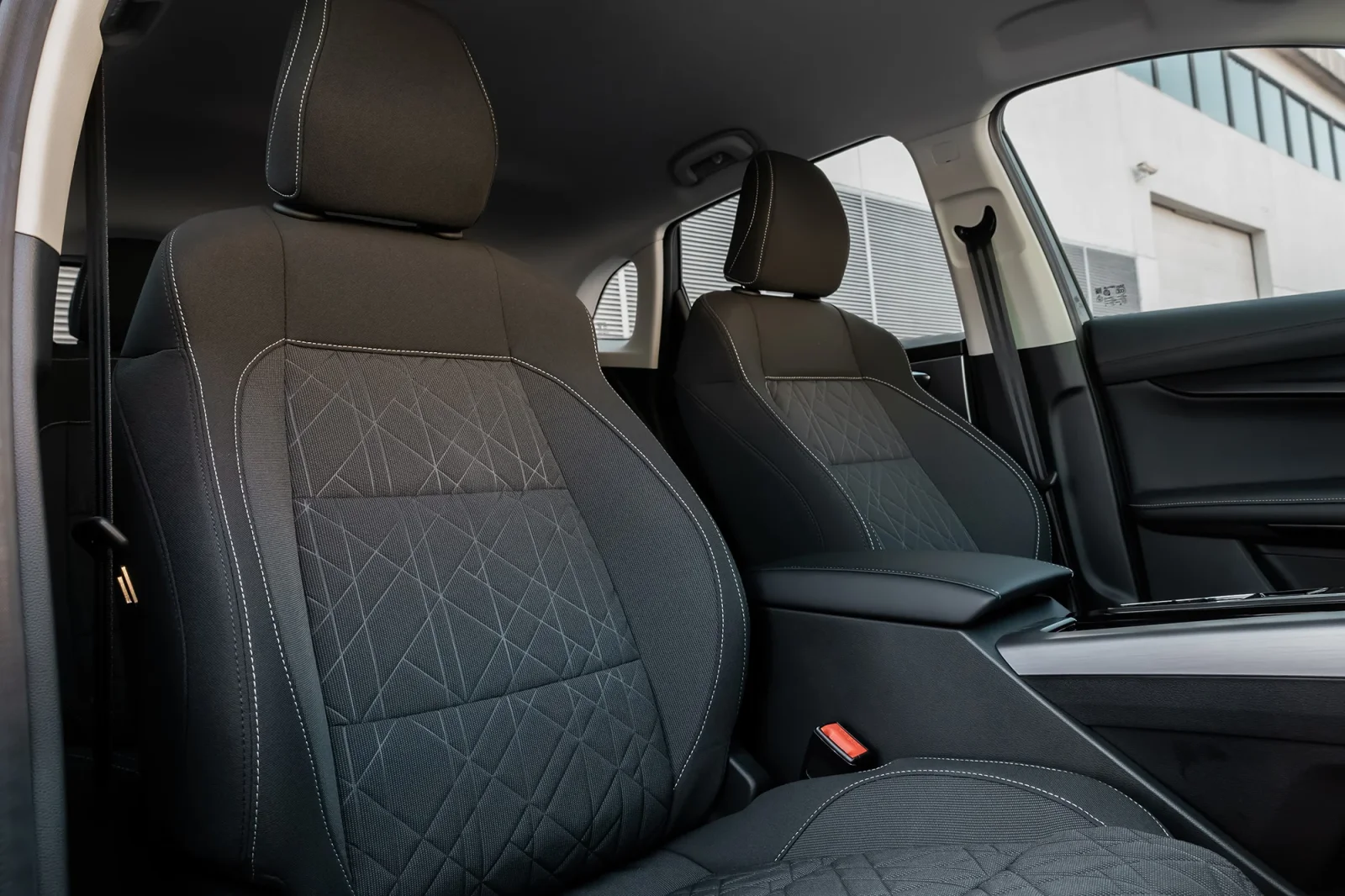 Kiralık MG One  Gri 2025 içinde Abu Dhabi - 5 