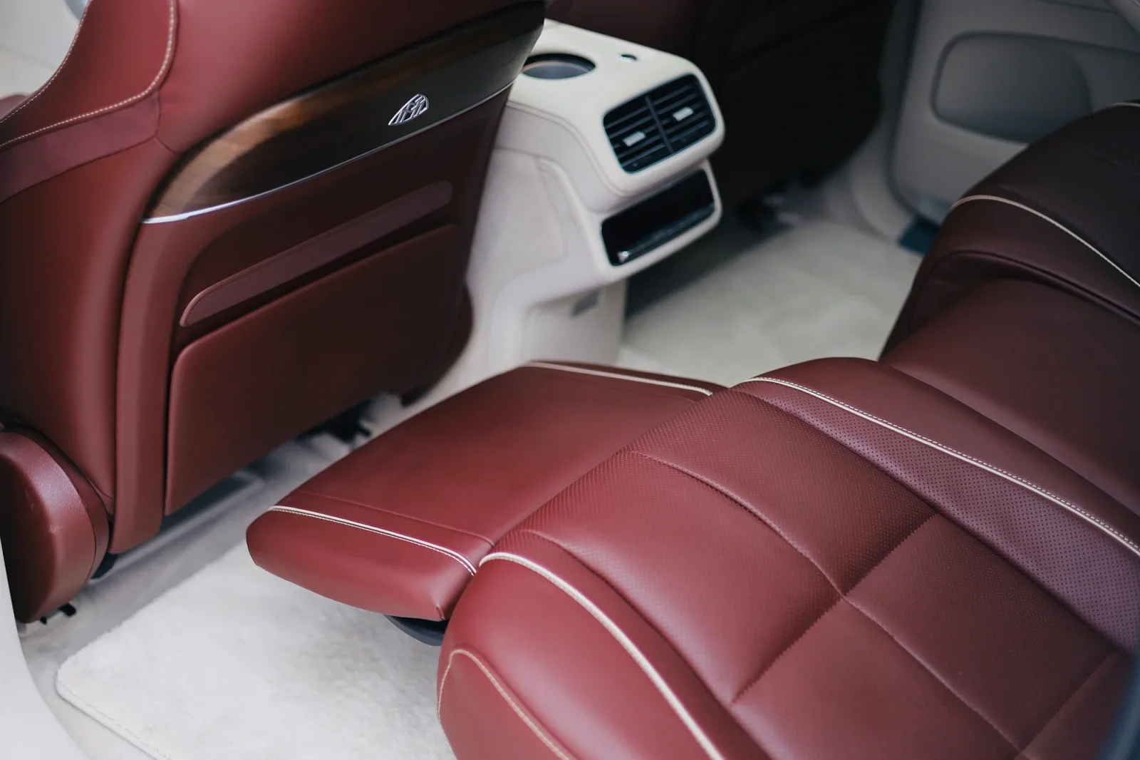 Аренда Mercedes-Benz GLS-Class  Синий 2022 в Абу-Даби - 7 