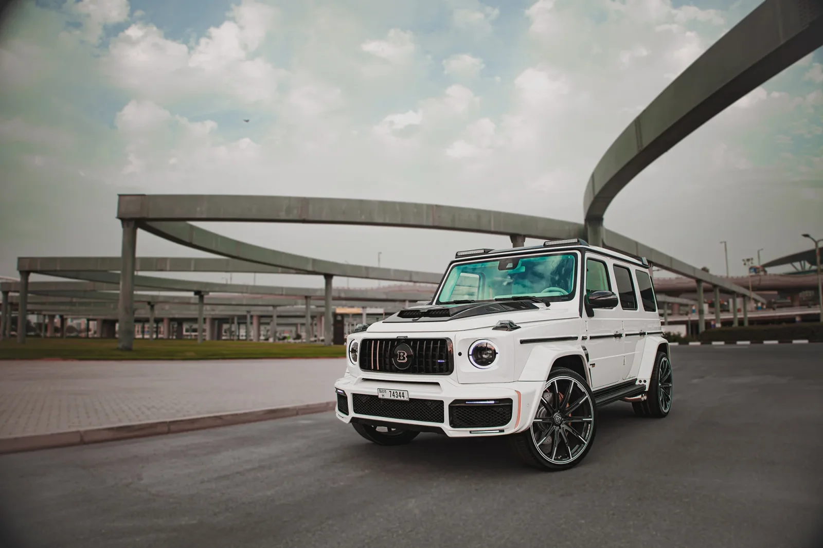 Rent Mercedes-Benz G-Class Brabus 800 Carbon Kit White 2023 in Abu Dhabi - 2 