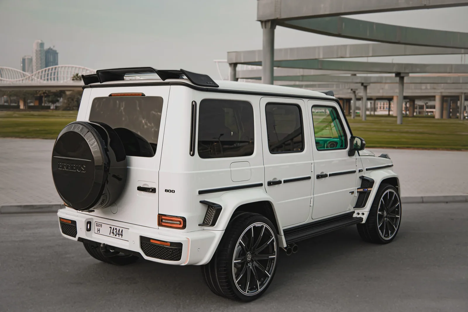 Rent Mercedes-Benz G-Class Brabus 800 Carbon Kit White 2023 in Abu Dhabi - 12 