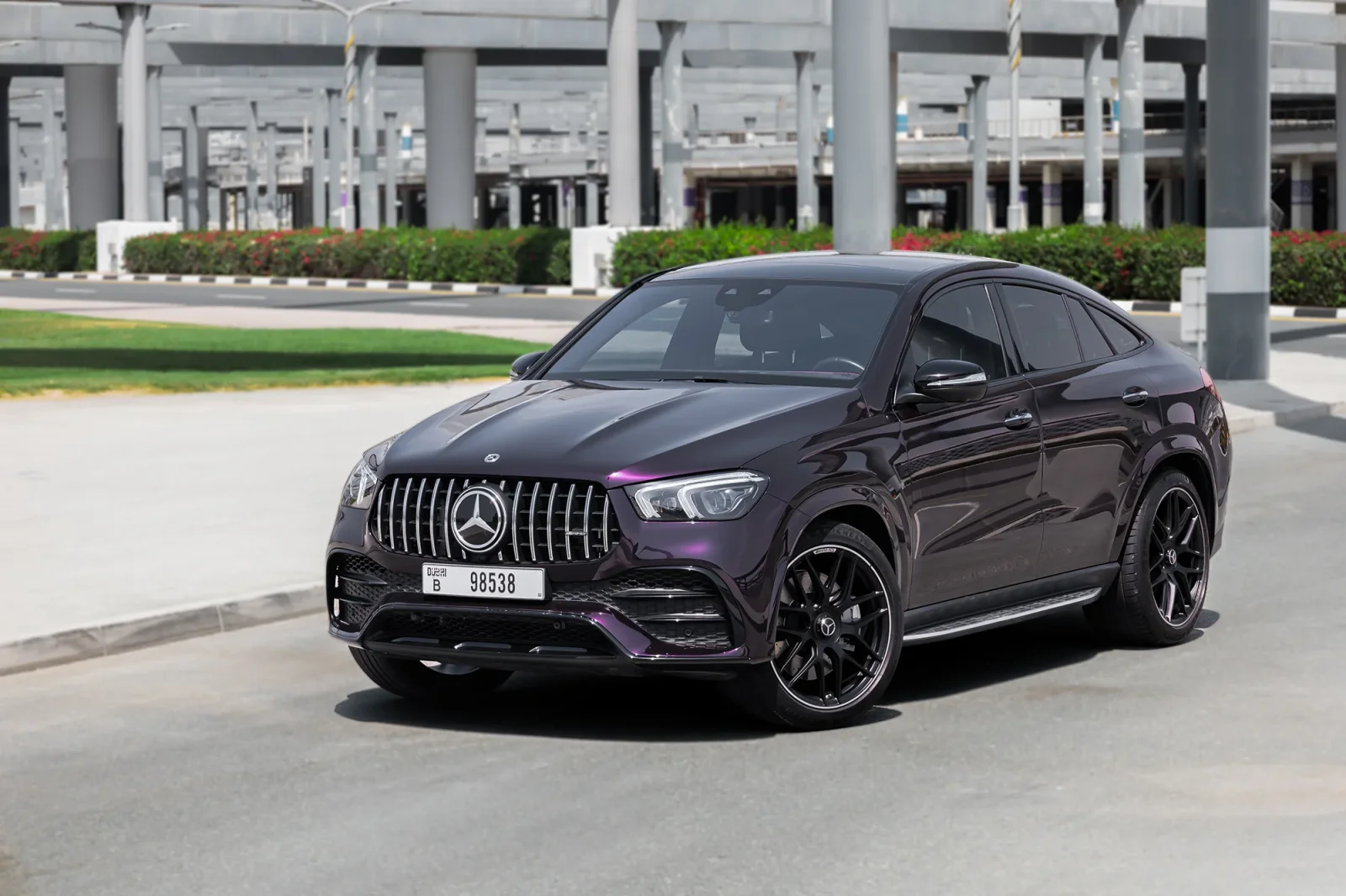 Аренда Mercedes-Benz GLE 53 AMG Фиолетовый 2023 в Абу-Даби - 2 