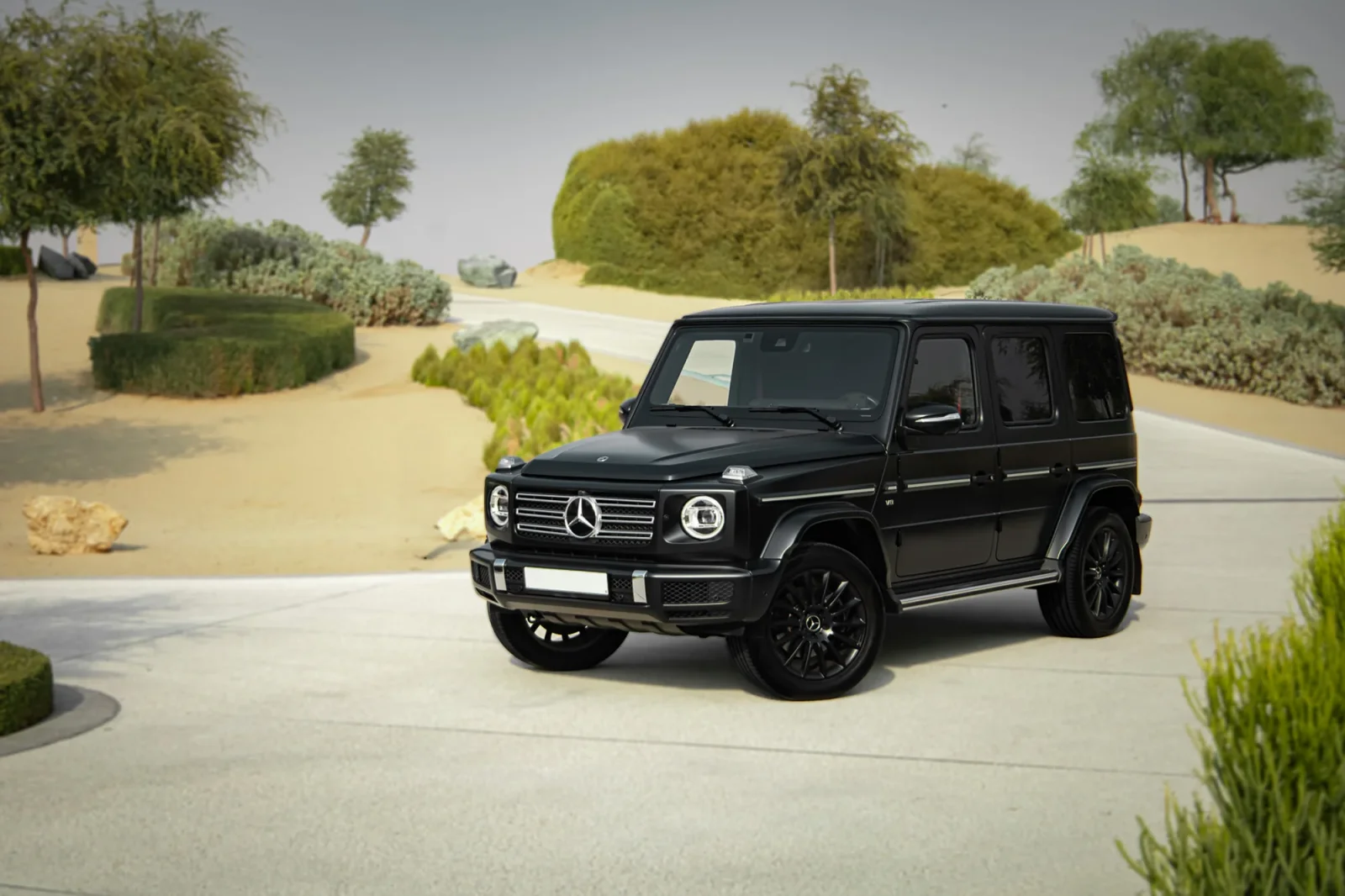 Alquiler Mercedes-Benz G-Class 550 Negro 2021 en Abu Dabi - 13 