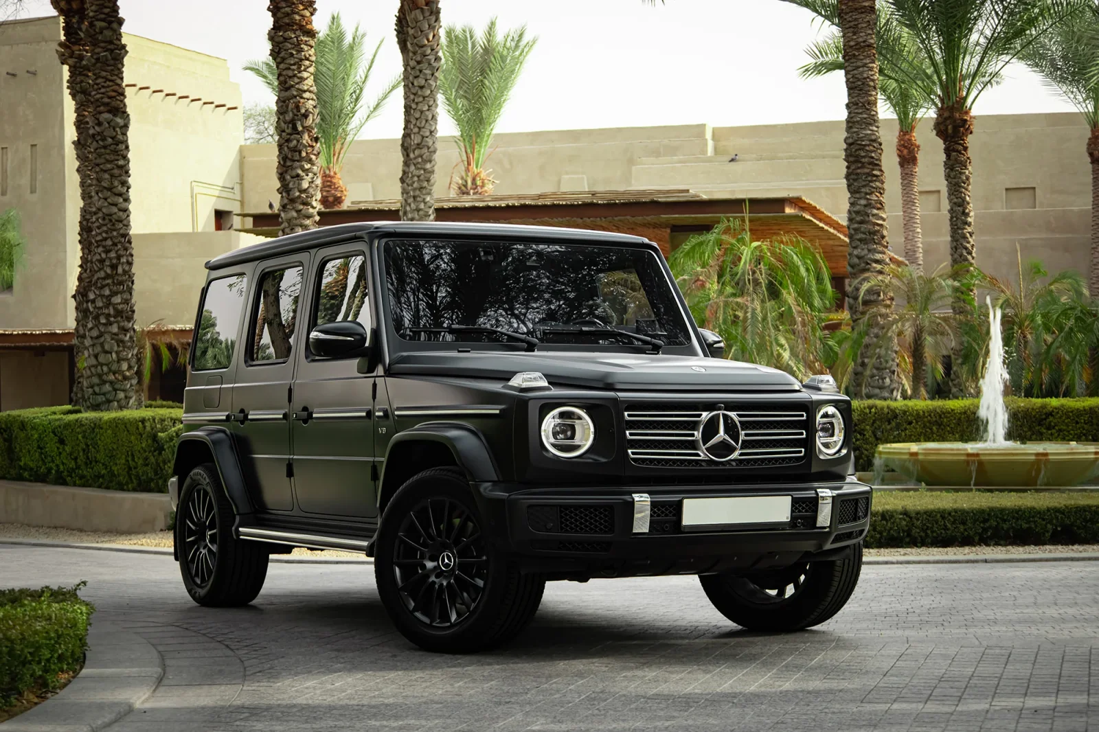 Alquiler Mercedes-Benz G-Class 550 Negro 2021 en Abu Dabi