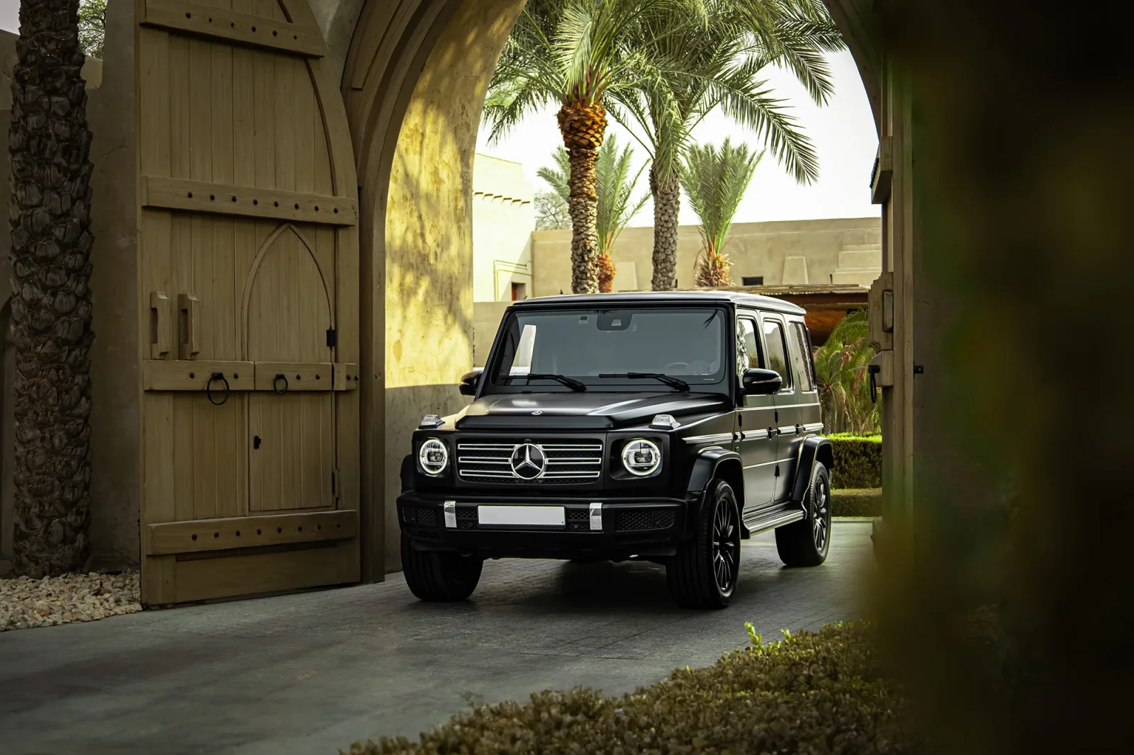 Alquiler Mercedes-Benz G-Class 550 Negro 2021 en Abu Dabi - 2 