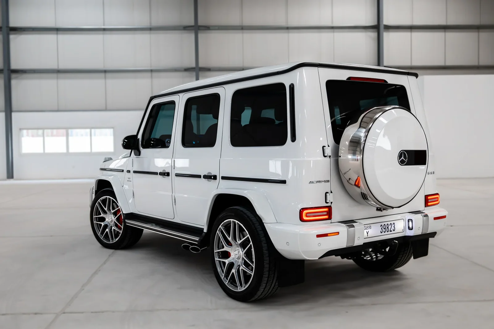 Аренда Mercedes-Benz G-Class 63 AMG Белый 2022 в Абу-Даби - 8 