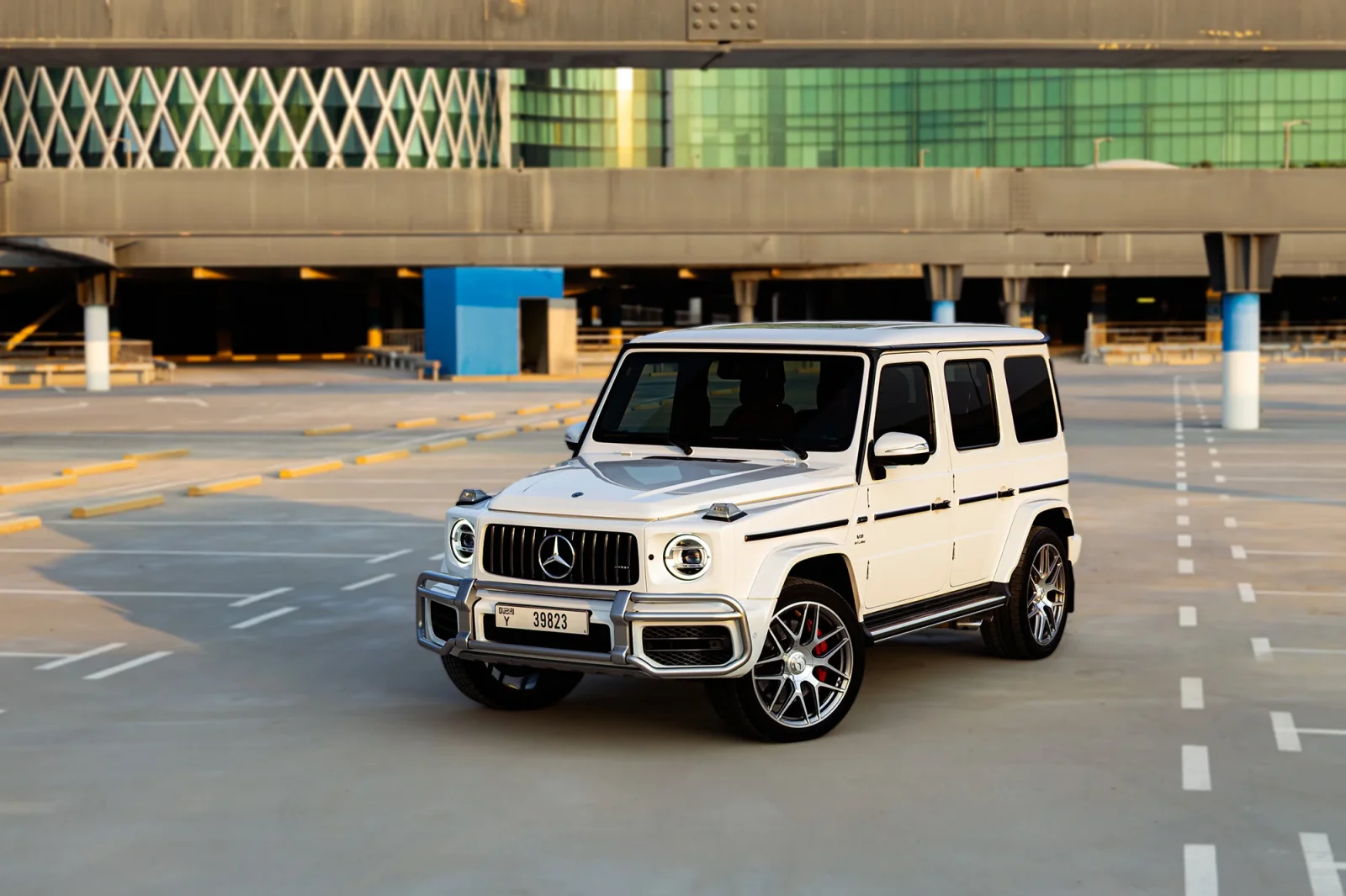 Rent Mercedes-Benz G-Class 63 AMG White 2022 in Abu Dhabi - 9 