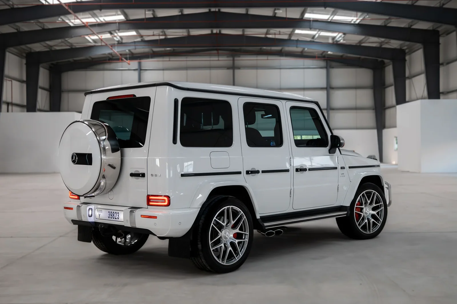 Аренда Mercedes-Benz G-Class 63 AMG Белый 2022 в Абу-Даби - 11 