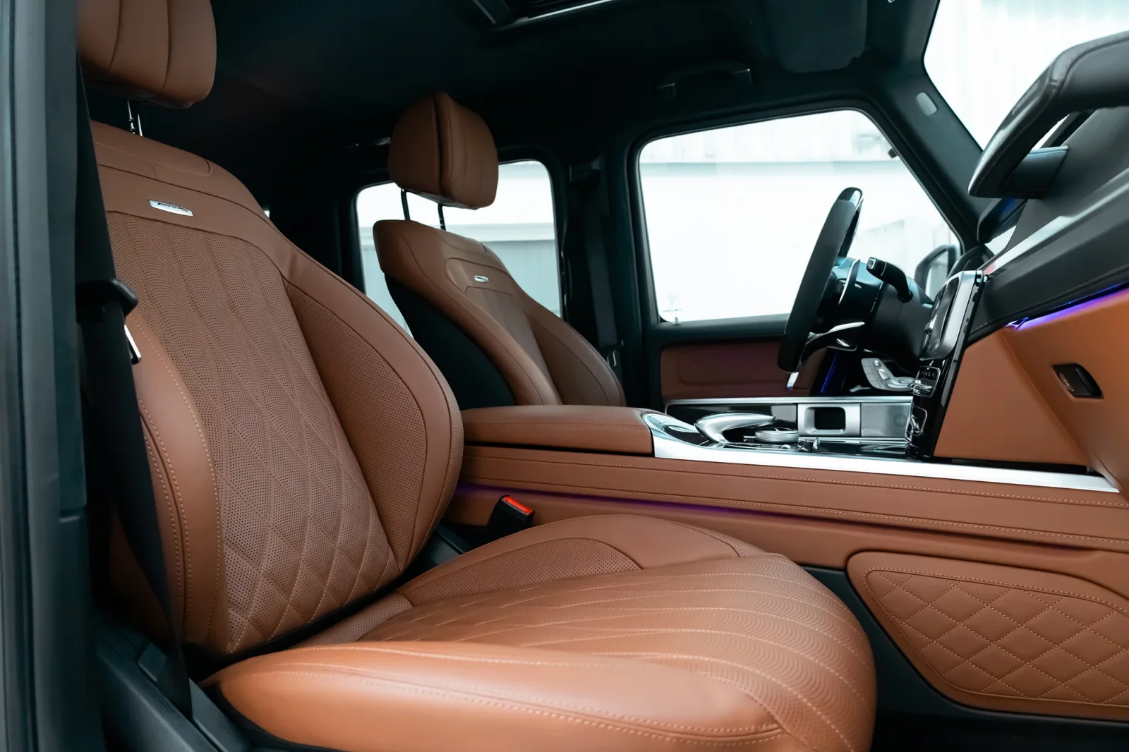 Аренда Mercedes-Benz G-Class 63 AMG Белый 2022 в Абу-Даби - 6 