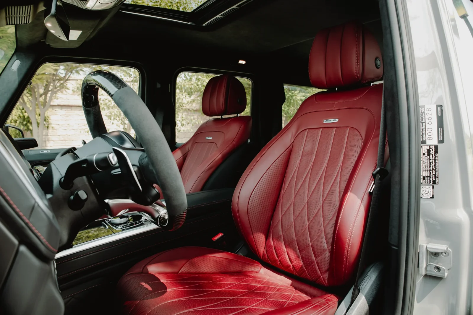 Alquiler Mercedes-Benz G-Class  Gris 2022 en Abu Dabi - 5 