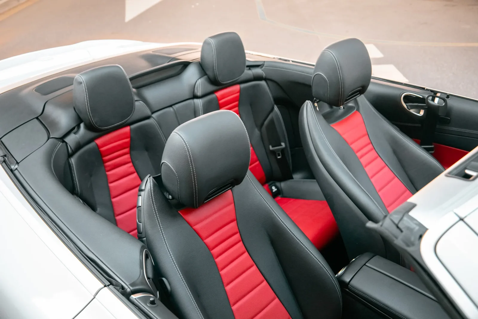 Rent Mercedes-Benz E-Class E450 White 2023 in Abu Dhabi - 5 