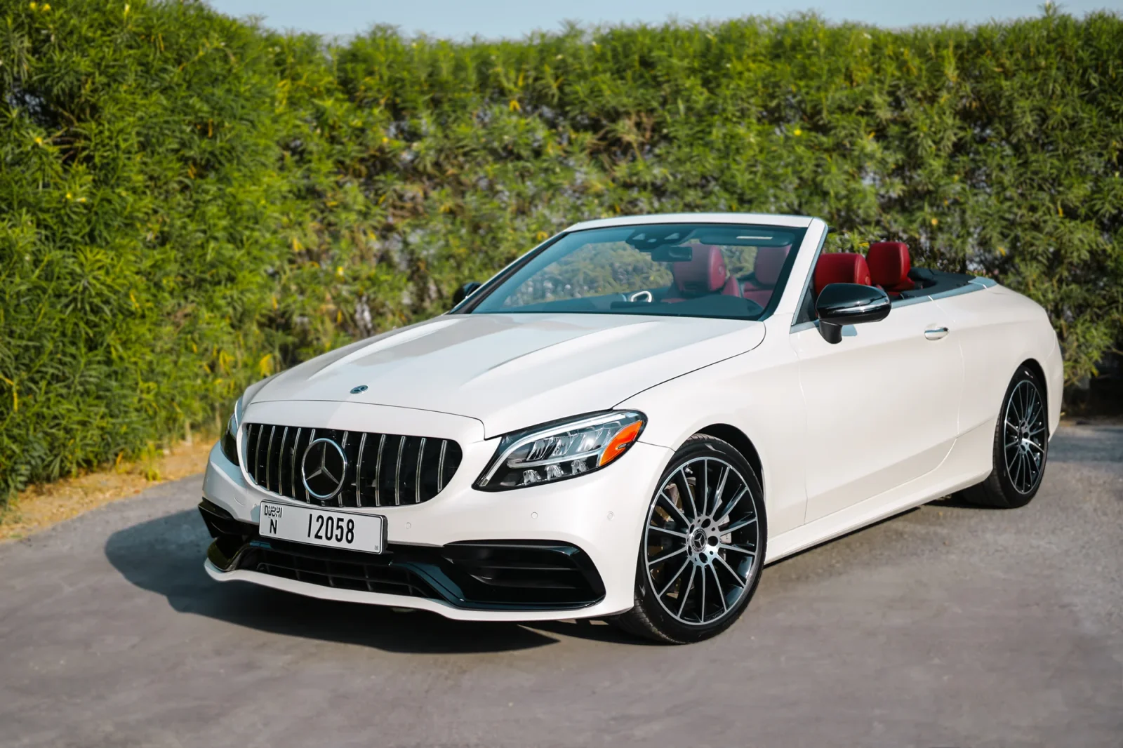 Rent Mercedes-Benz C-Class С300 White 2022 in Abu Dhabi - 14 