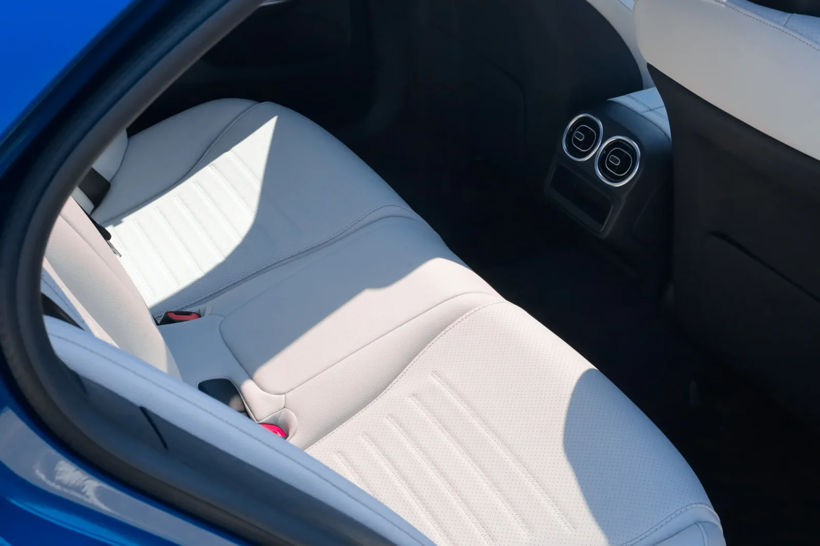 Rent Mercedes-Benz C-Class C200 Blue 2024 in Abu Dhabi - 6 