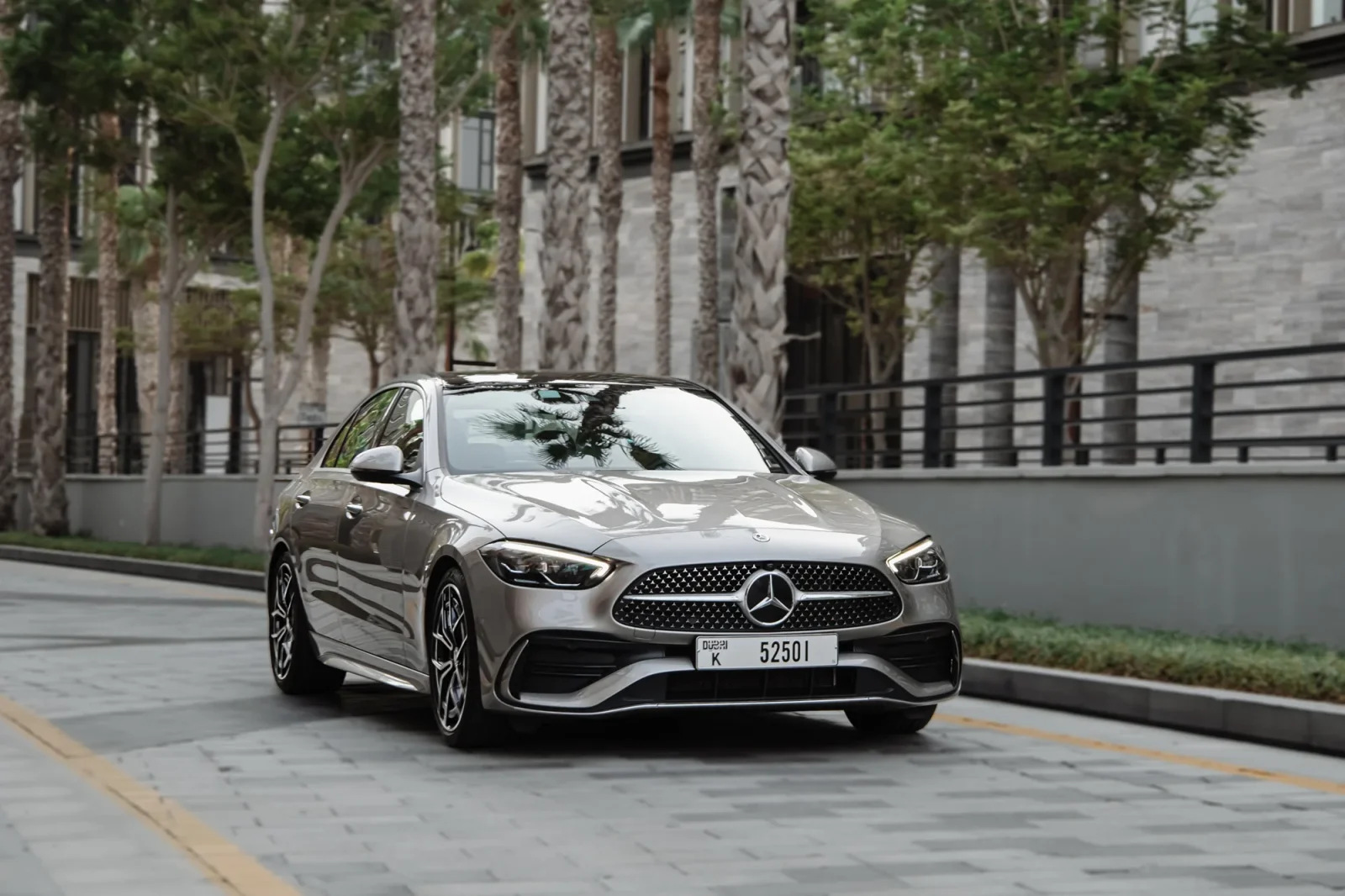 Аренда Mercedes-Benz C-Class C200 Серебряный 2022 в Абу-Даби - 12 