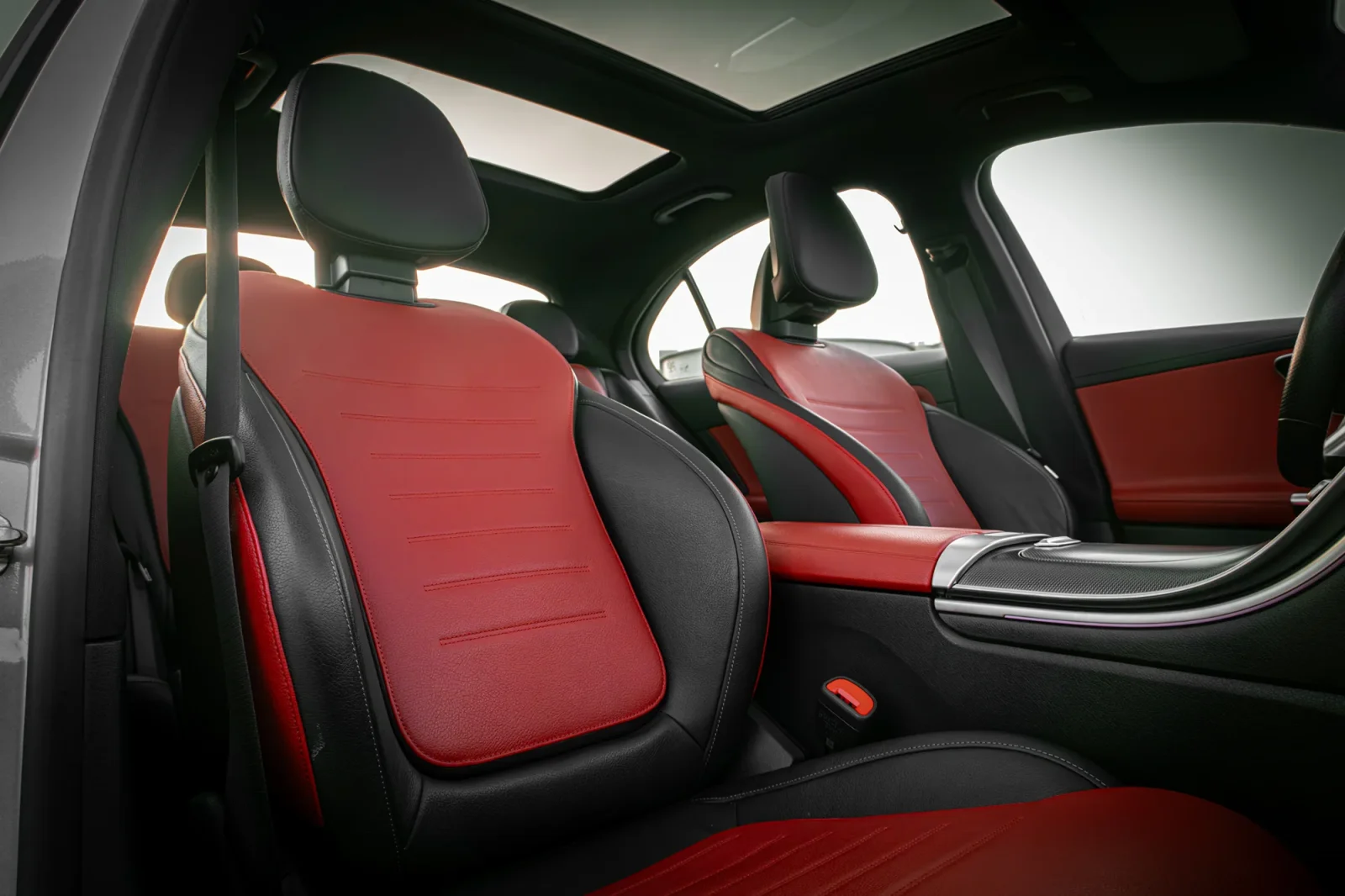 Аренда Mercedes-Benz C-Class C200 Серебряный 2022 в Абу-Даби - 5 