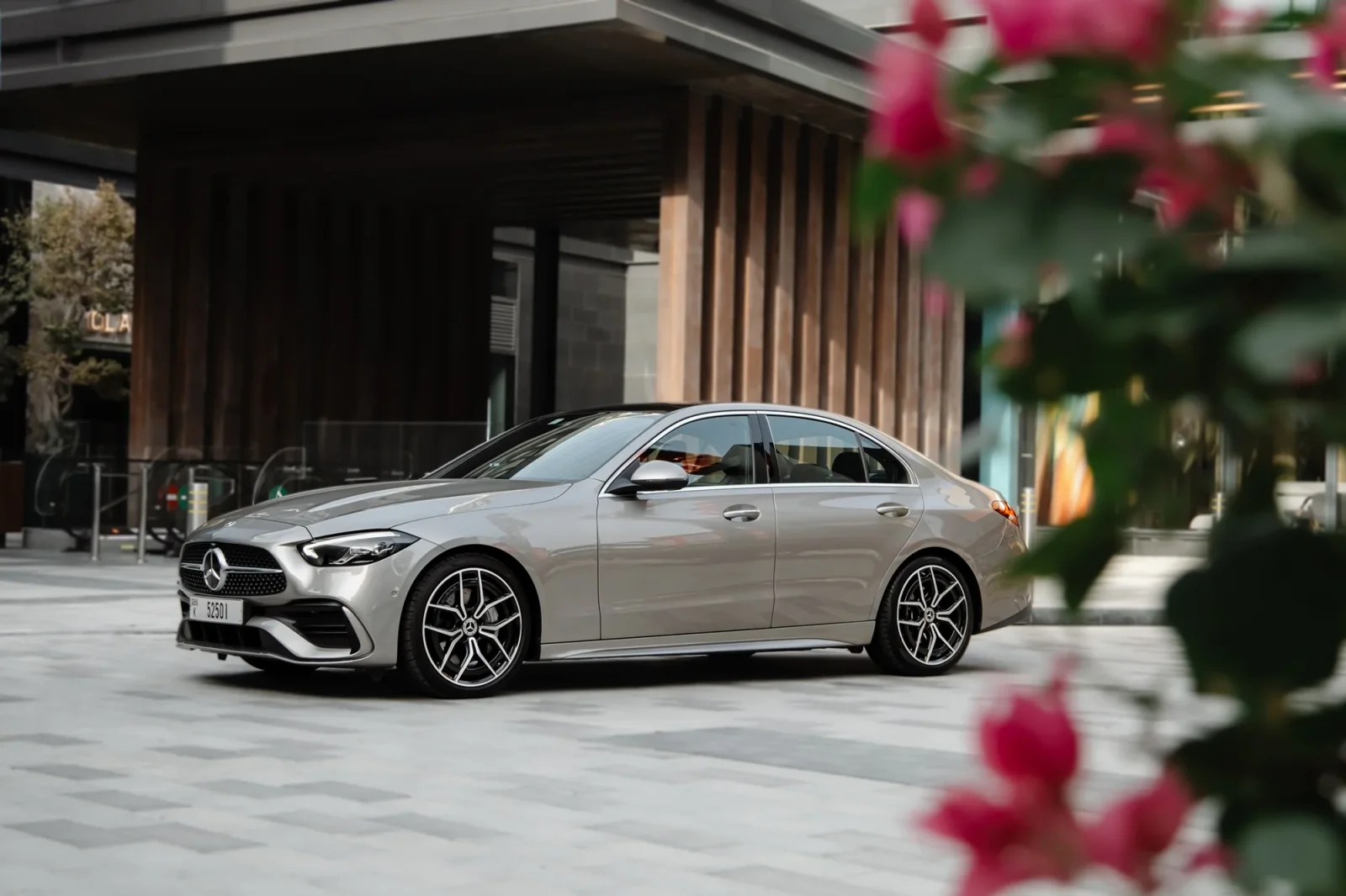 Аренда Mercedes-Benz C-Class C200 Серебряный 2022 в Абу-Даби - 10 