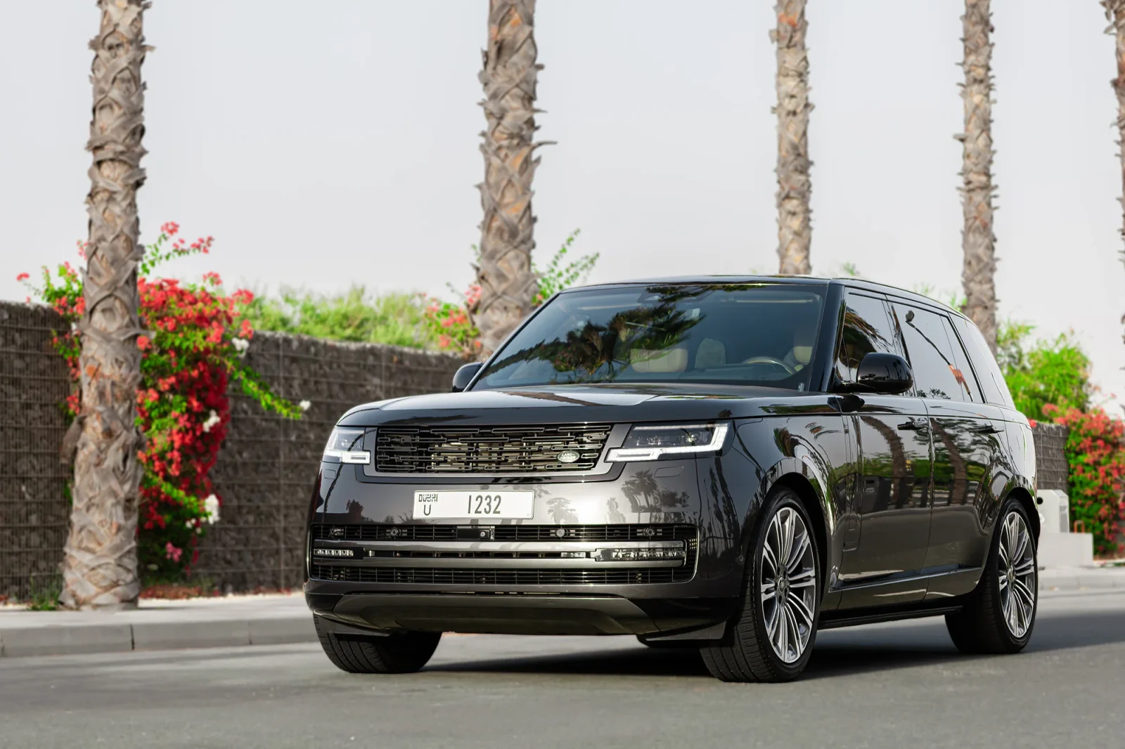 Rent Land Rover Range Rover Autobiography Long Grey 2024 in Abu Dhabi