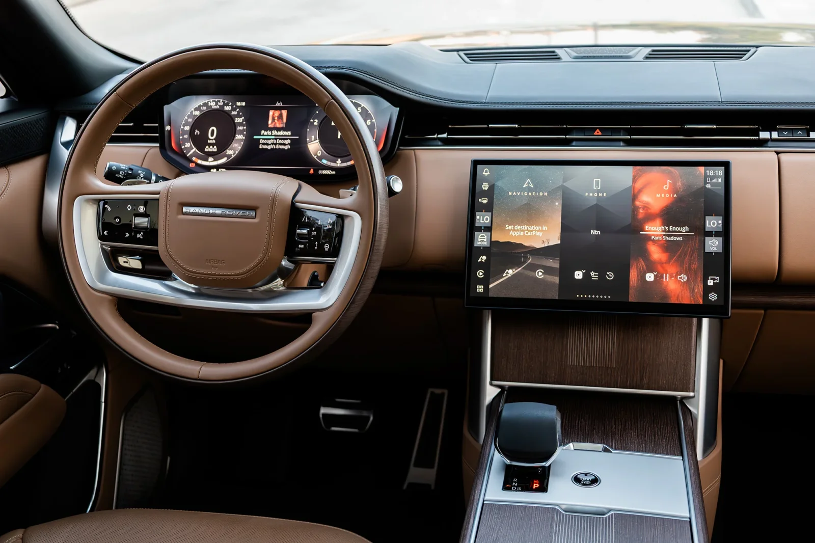 Rent Land Rover Range Rover Autobiography Long Grey 2024 in Abu Dhabi - 4 