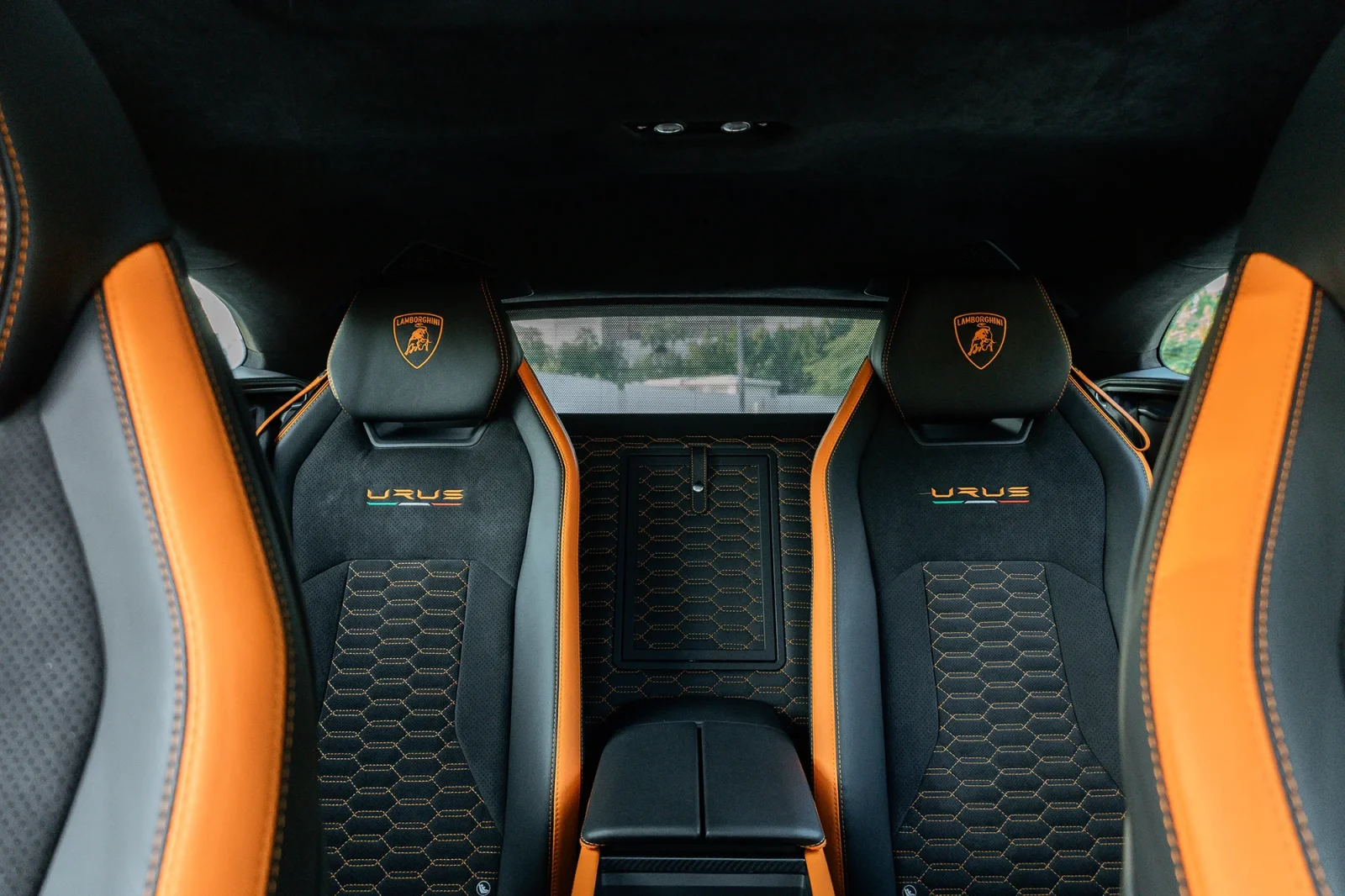 Loyer Lamborghini Urus  Gris 2022 en Abou Dabi - 7 