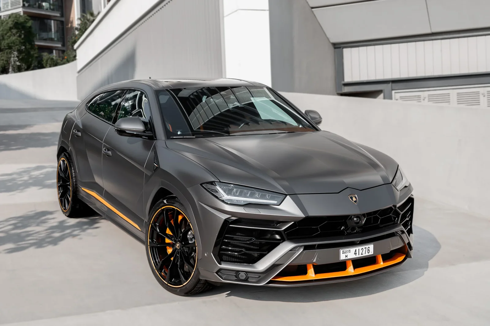 Loyer Lamborghini Urus  Gris 2022 en Abou Dabi - 2 