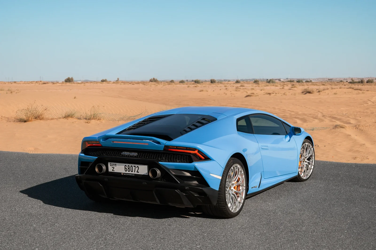 Alquiler Lamborghini Huracan  Azul 2022 en Abu Dabi - 12 
