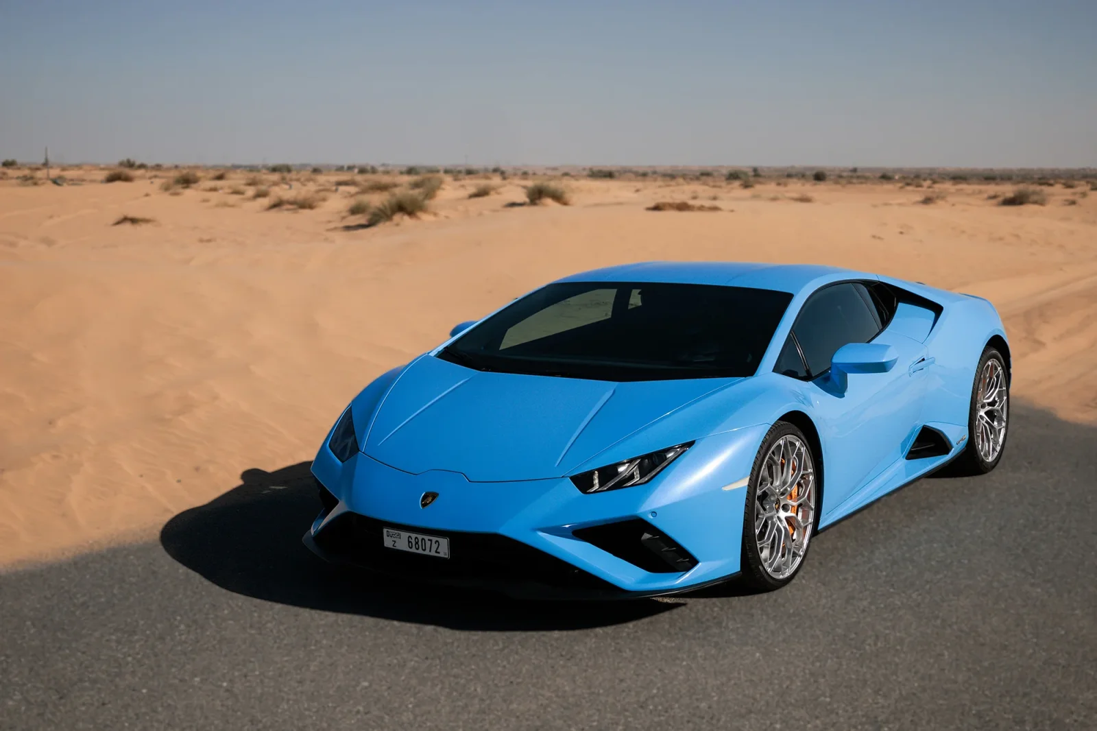 Alquiler Lamborghini Huracan  Azul 2022 en Abu Dabi - 8 
