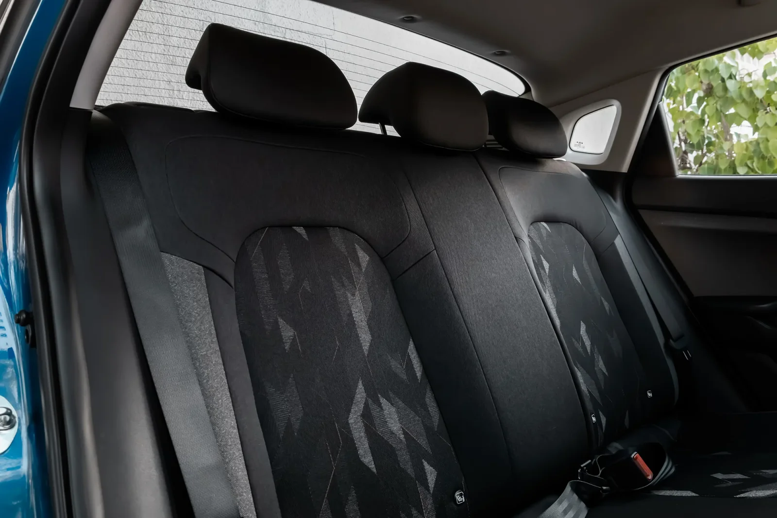 Alquiler Kia K3  Azul 2025 en Abu Dabi - 5 