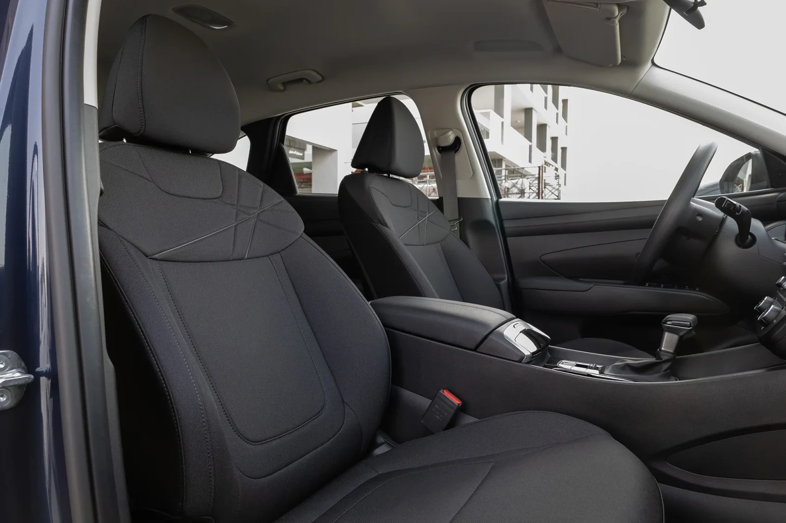 Miete Hyundai Tucson  Blau 2025 in der Abu Dhabi - 6 