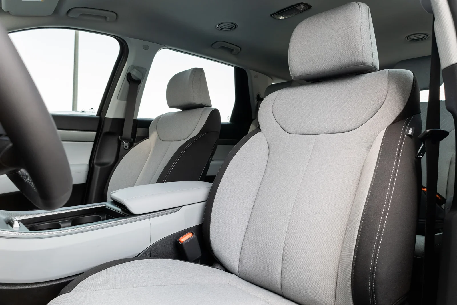 Miete Hyundai Palisade  Schwarz 2025 in der Abu Dhabi - 4 