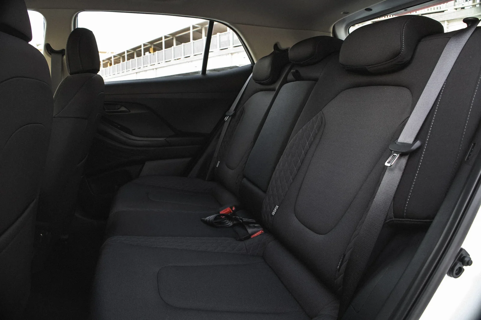 Аренда Hyundai Creta  Белый 2025 в Абу-Даби - 7 