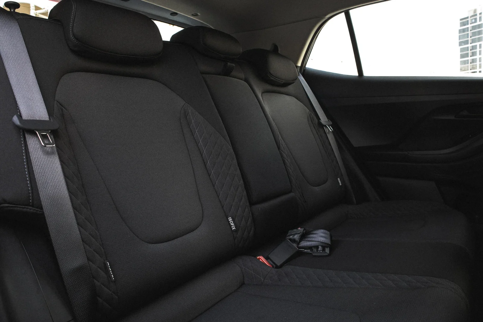 Аренда Hyundai Creta  Белый 2025 в Абу-Даби - 8 