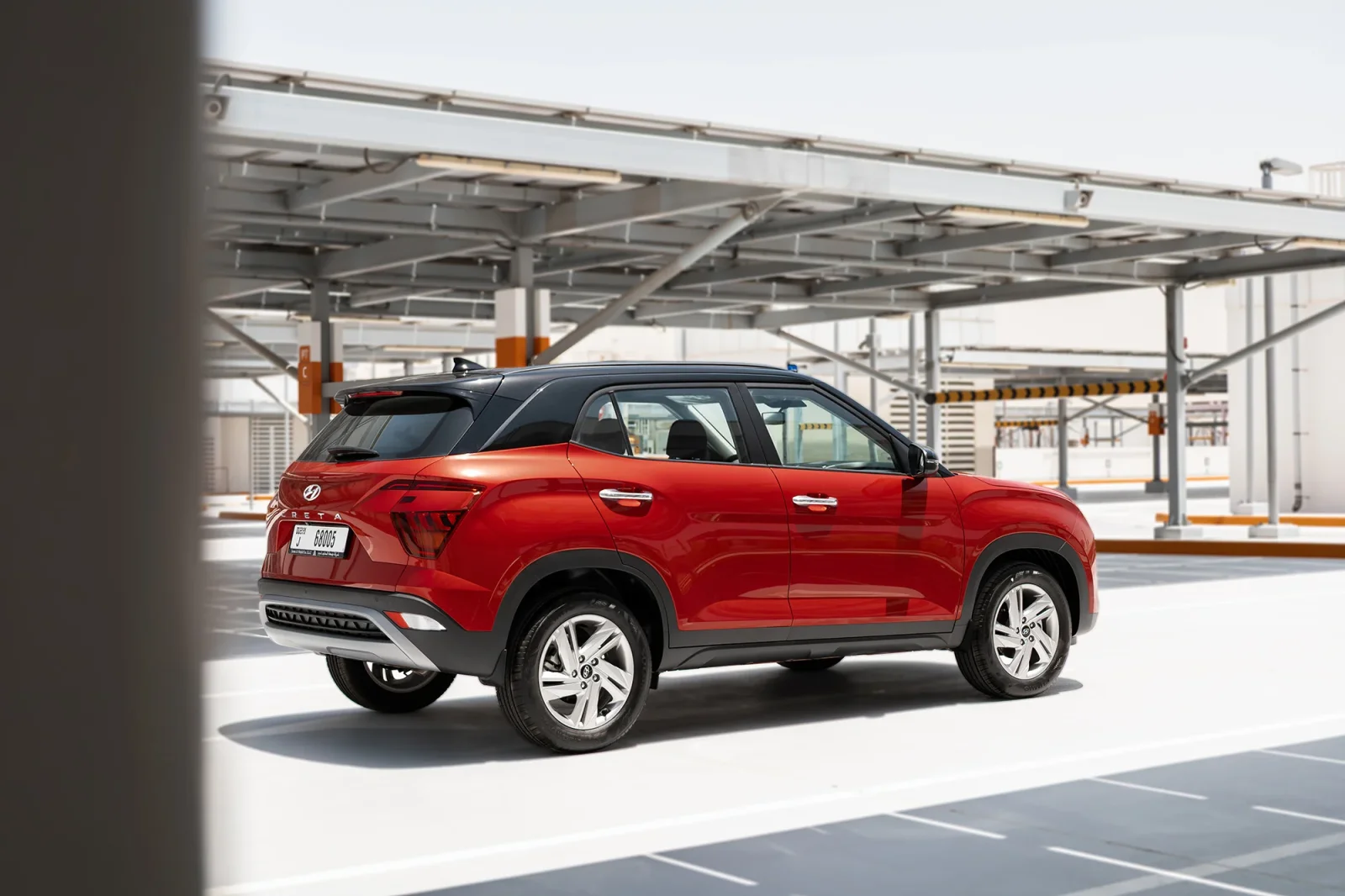 Miete Hyundai Creta  Rot 2025 in der Abu Dhabi - 12 