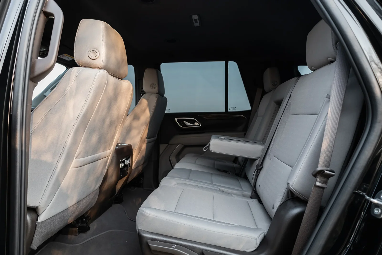 Rent GMC Yukon  Black 2023 in Abu Dhabi - 8 