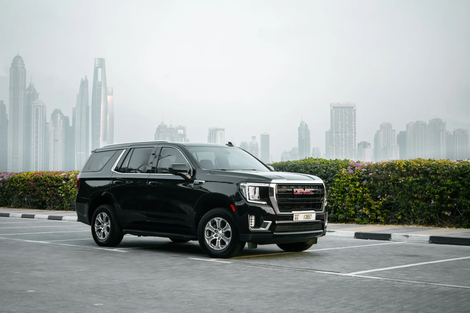 Rent GMC Yukon  Black 2023 in Abu Dhabi - 11 