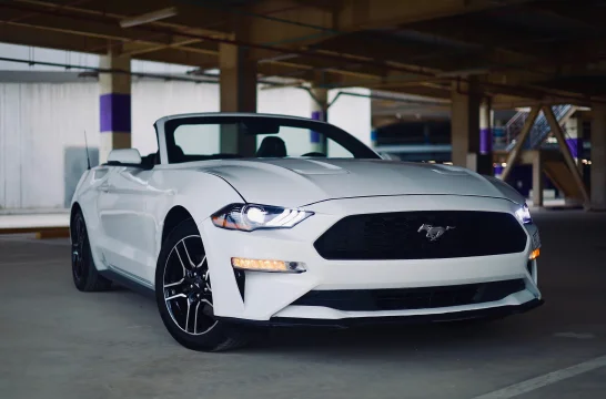 Ford Mustang Bianco 2022