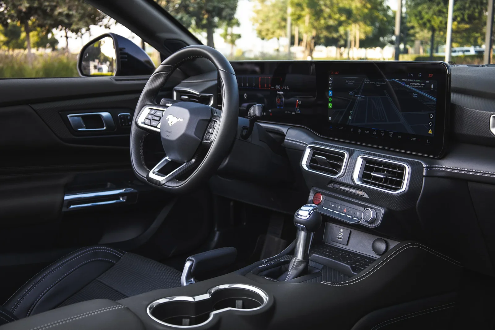 Affitto Ford Mustang GT Grigio 2024 in Abu Dhabi - 6 