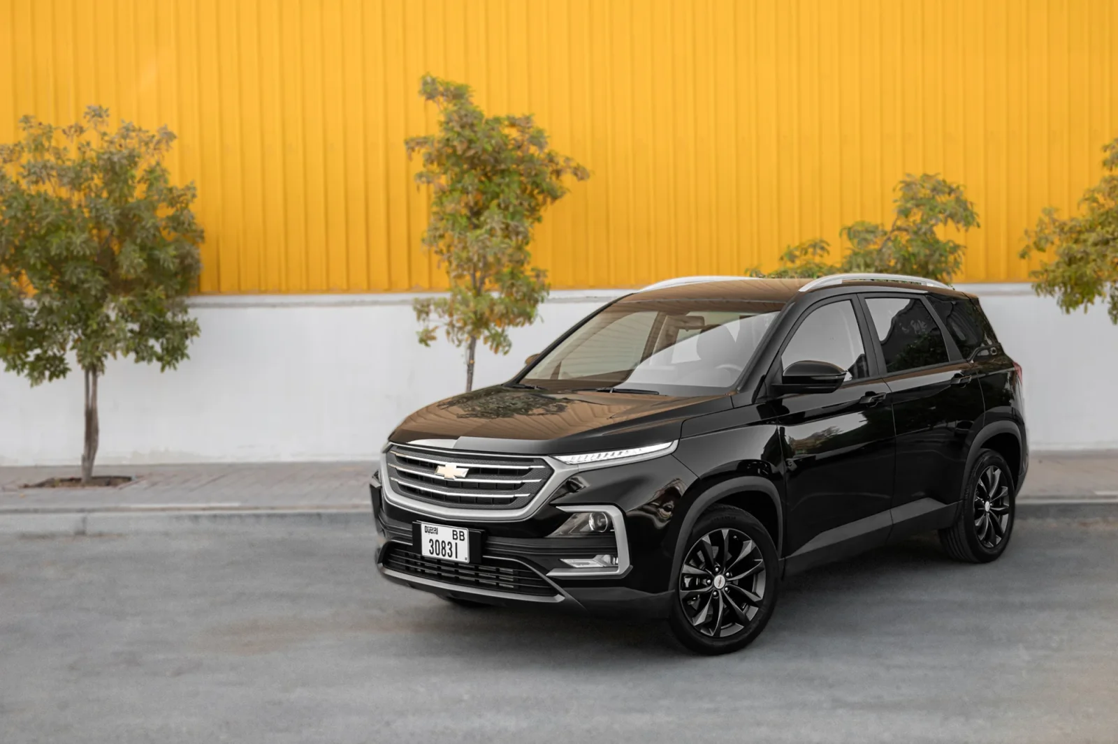 Kiralık Chevrolet Captiva  Siyah 2023 içinde Abu Dhabi - 2 