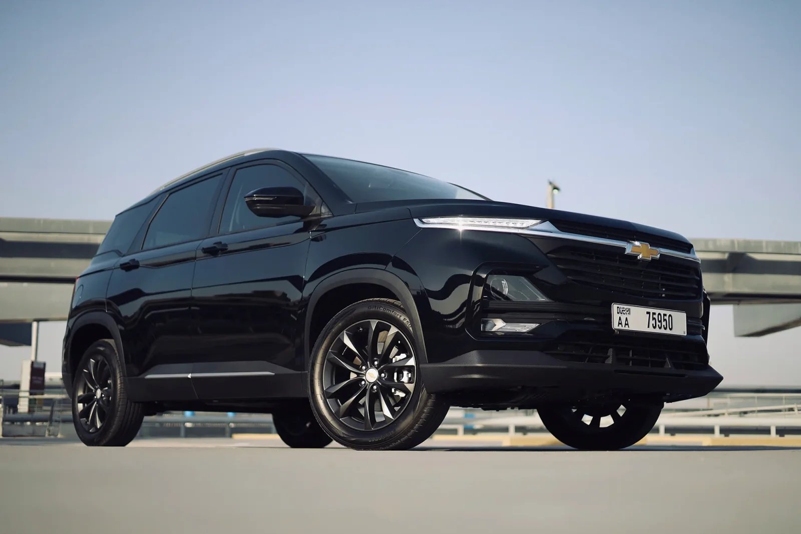 Kiralık Chevrolet Captiva  Siyah 2024 içinde Abu Dhabi - 2 