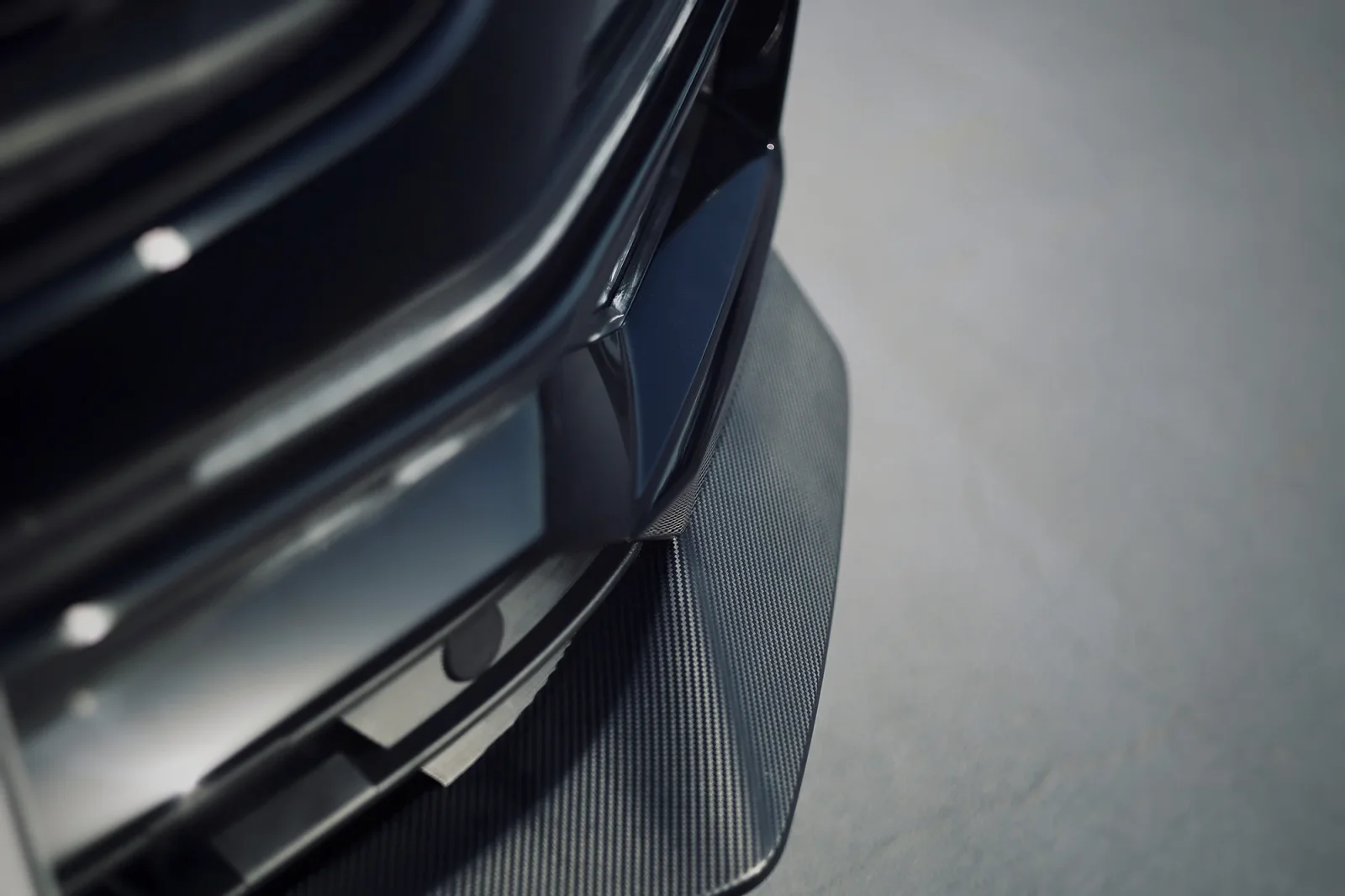 Kiralık Chevrolet Captiva  Siyah 2024 içinde Abu Dhabi - 14 