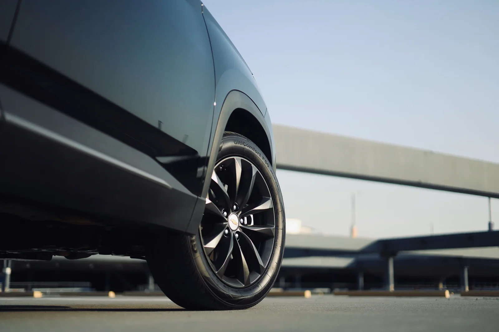 Kiralık Chevrolet Captiva  Siyah 2024 içinde Abu Dhabi - 20 