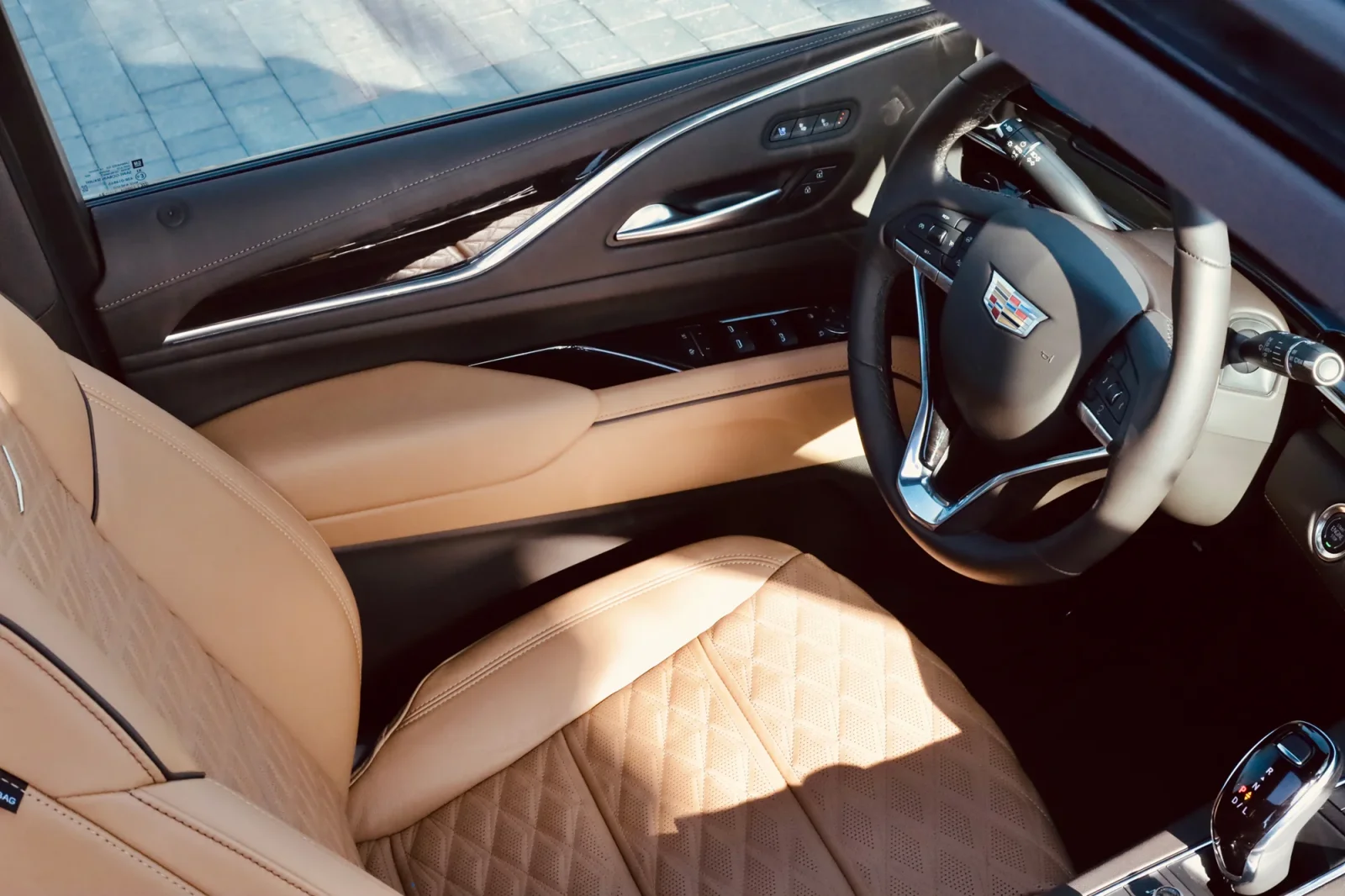 Rent Cadillac Escalade  Black 2023 in Abu Dhabi - 9 