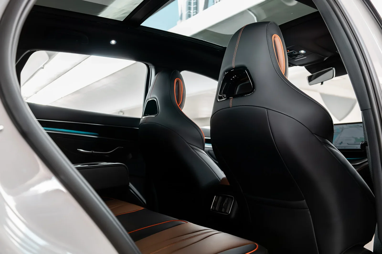 Loyer BYD Song  Gris 2025 en Abou Dabi - 6 